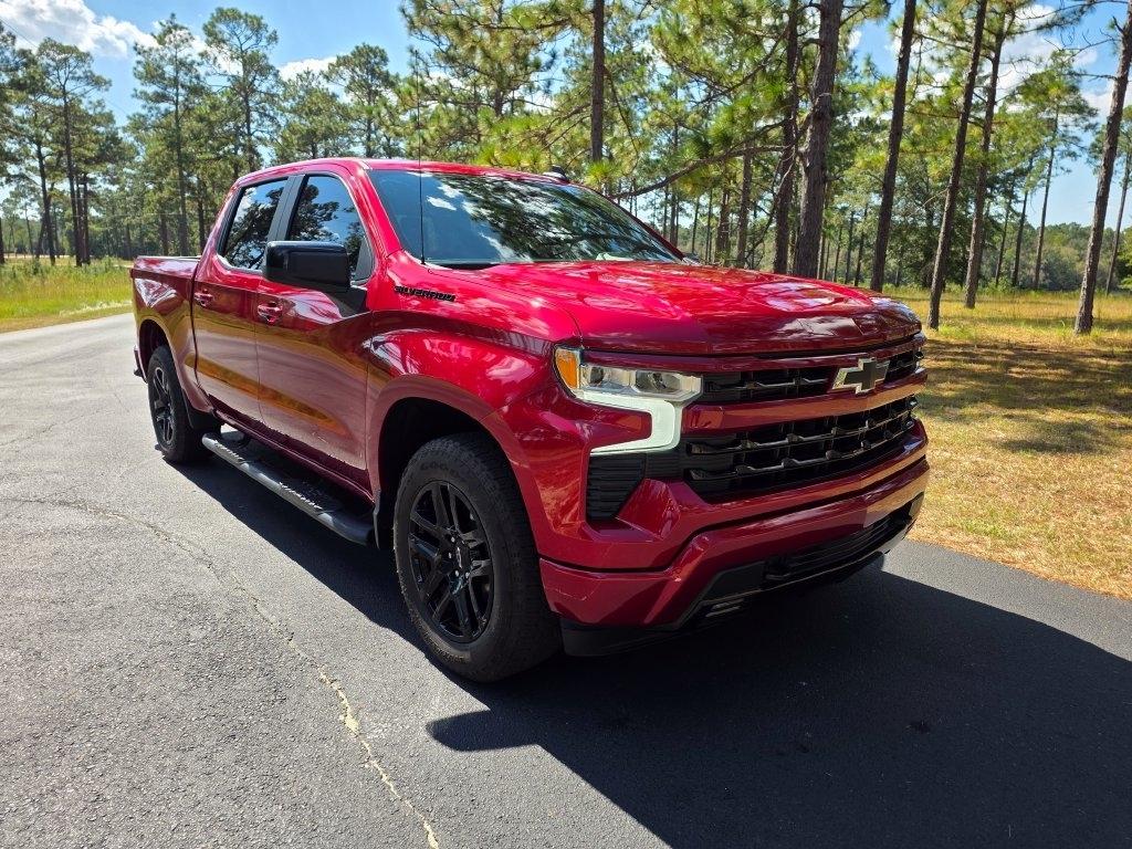 Chevrolet Silverado 1500 2WD Crew Cab 147" RST 2024