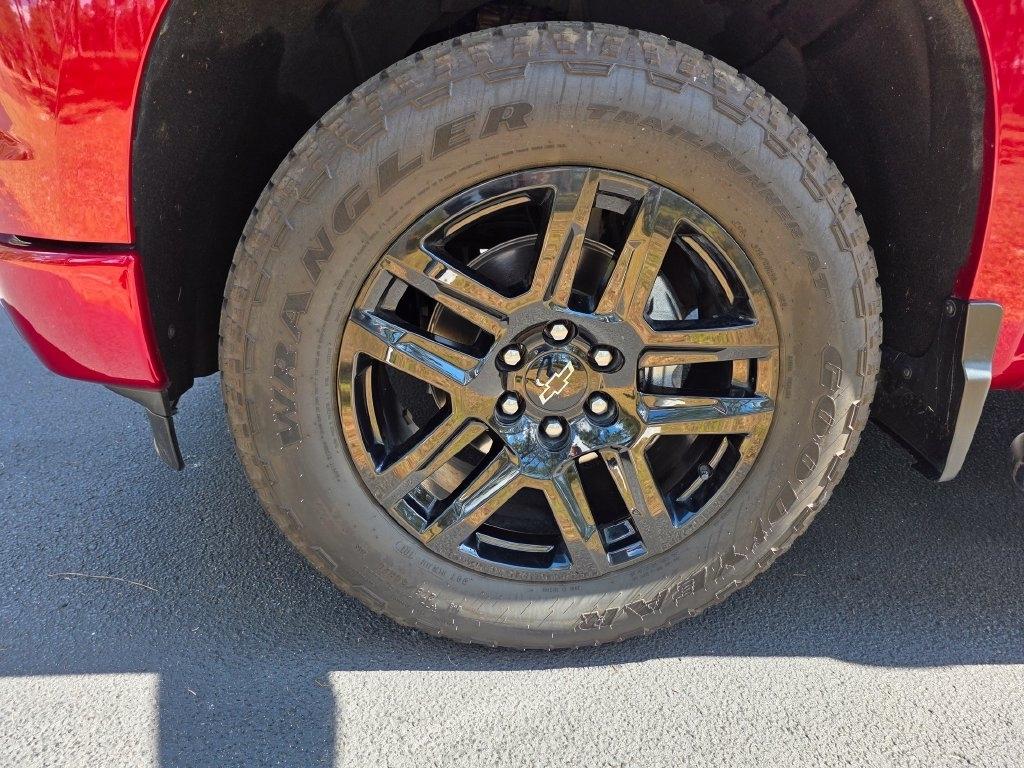 Chevrolet Silverado 1500 2WD Crew Cab 147" RST 2024