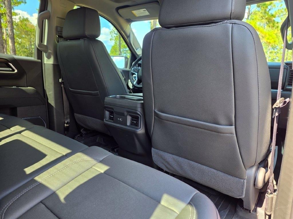 Chevrolet Silverado 1500 2WD Crew Cab 147" RST 2024
