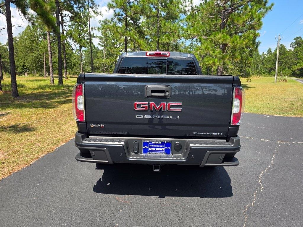 GMC Canyon 2WD Crew Cab 128" Denali 2022