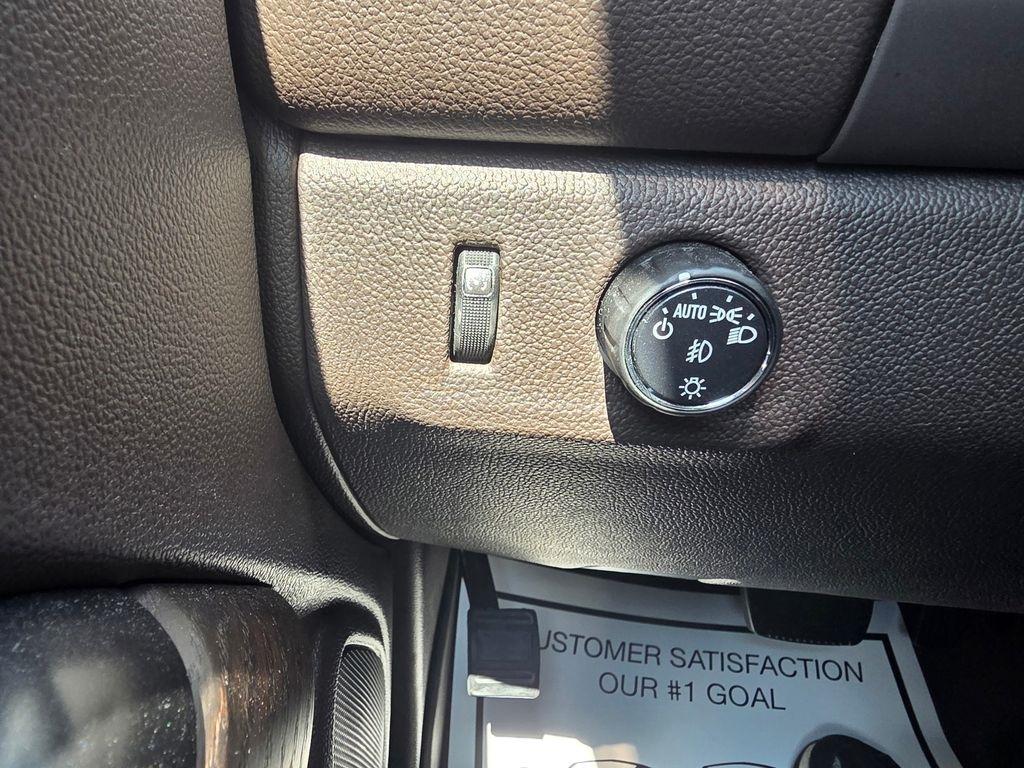 GMC Canyon 2WD Crew Cab 128" Denali 2022