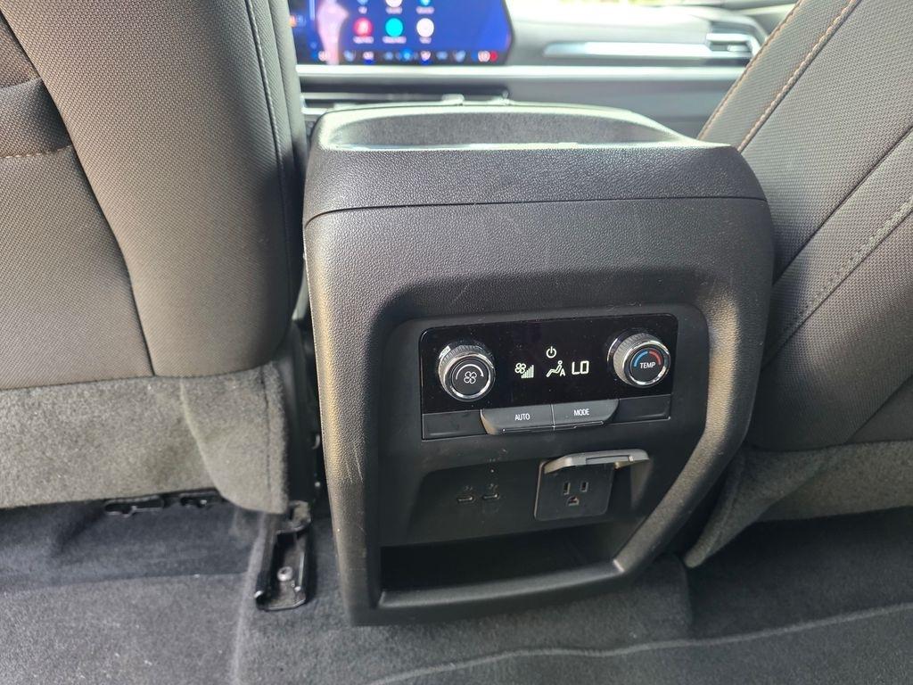 Chevrolet Traverse FWD 4dr LT w/1LT 2026