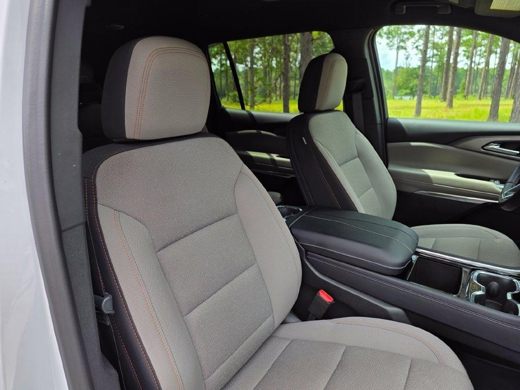Chevrolet Traverse FWD 4dr LT w/1LT 2026