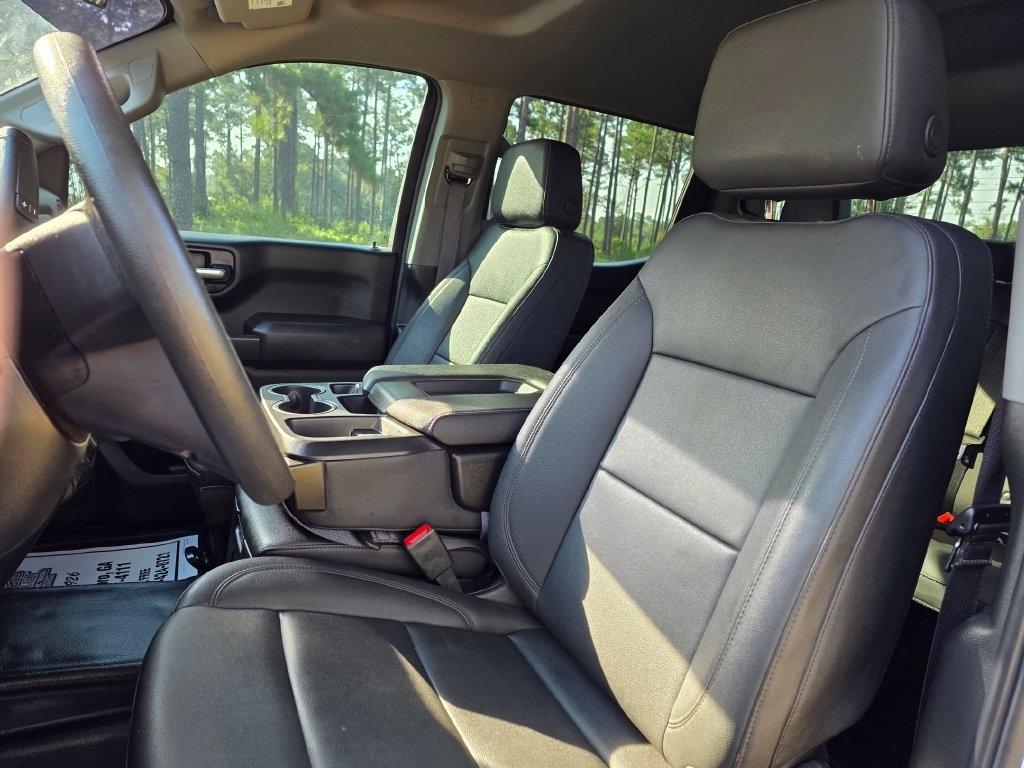 GMC Sierra 1500 4WD Crew Cab 147" Pro 2026