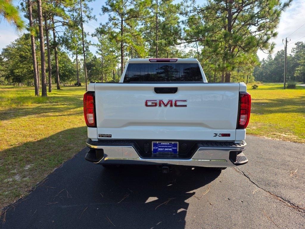 GMC Sierra 1500 4WD Crew Cab 147" Pro 2026