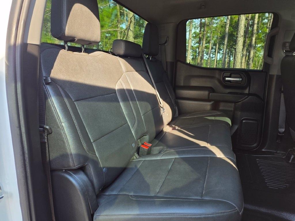 GMC Sierra 1500 4WD Crew Cab 147" Pro 2026