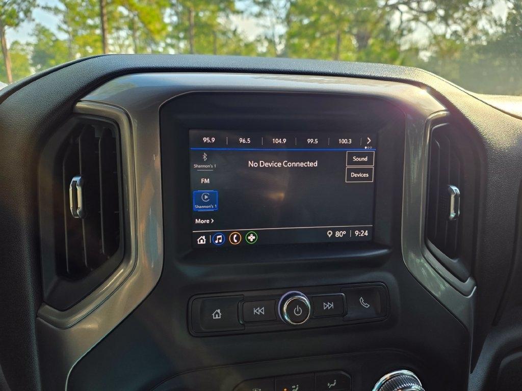 GMC Sierra 1500 4WD Crew Cab 147" Pro 2026