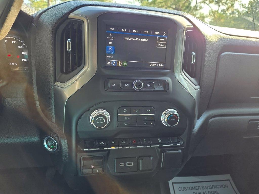 GMC Sierra 1500 4WD Crew Cab 147" Pro 2026