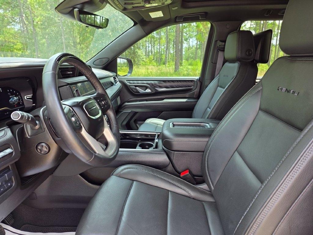 GMC Yukon XL 4WD 4dr Denali 2024