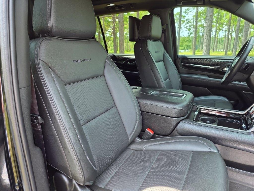 GMC Yukon XL 4WD 4dr Denali 2024