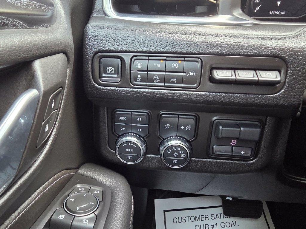 GMC Yukon XL 4WD 4dr Denali 2024