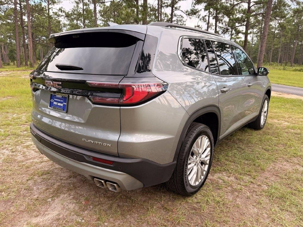 GMC Acadia FWD 4dr Elevation 2026