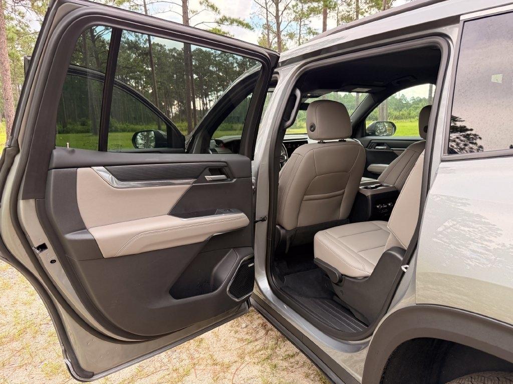 GMC Acadia FWD 4dr Elevation 2026