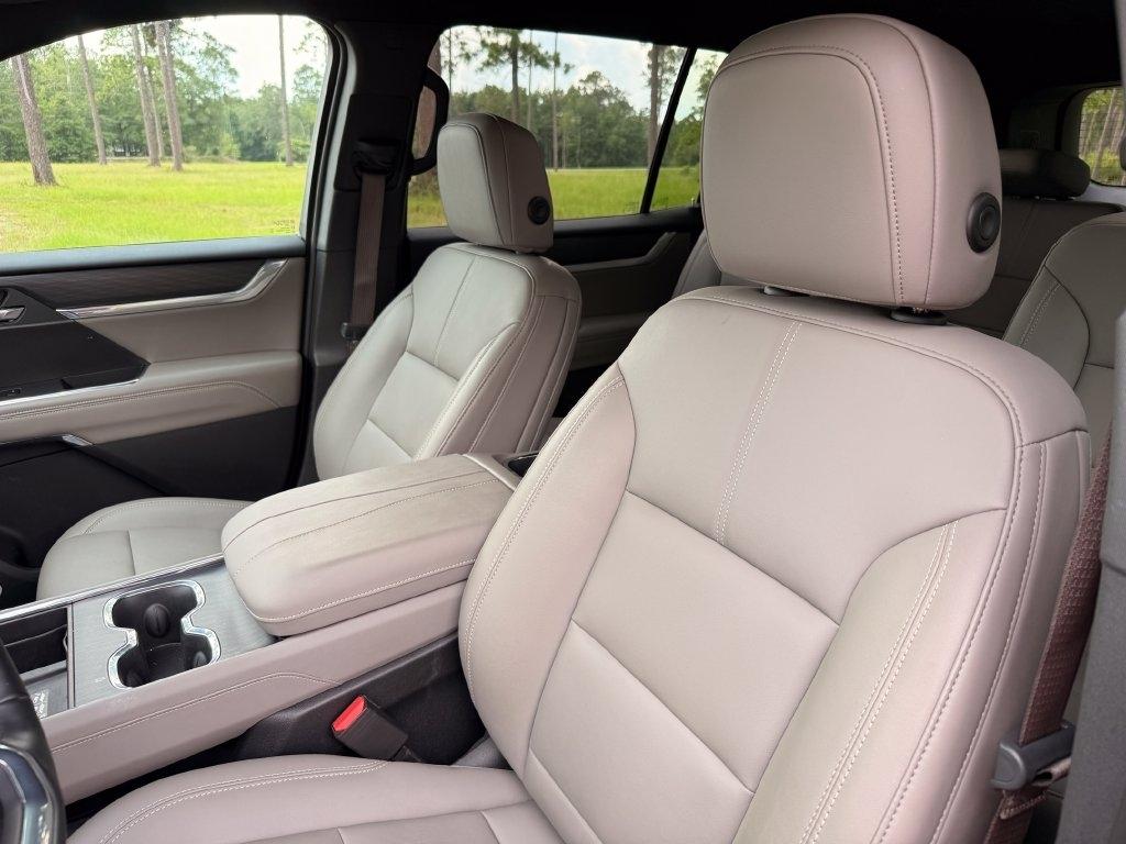 GMC Acadia FWD 4dr Elevation 2026