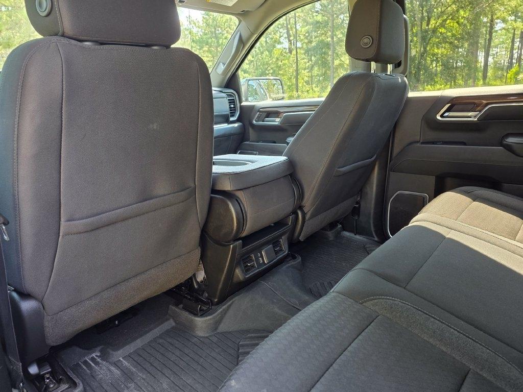 Chevrolet Silverado 1500 4WD Crew Cab 147" LT 2024