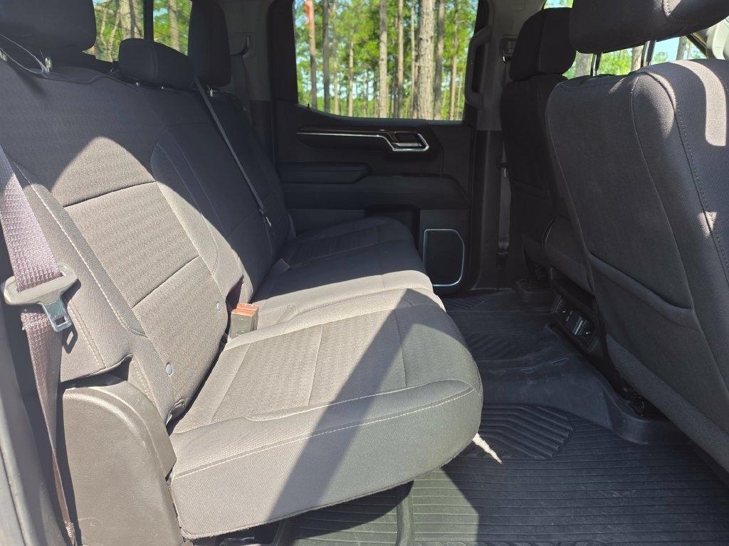 Chevrolet Silverado 1500 4WD Crew Cab 147" LT 2024