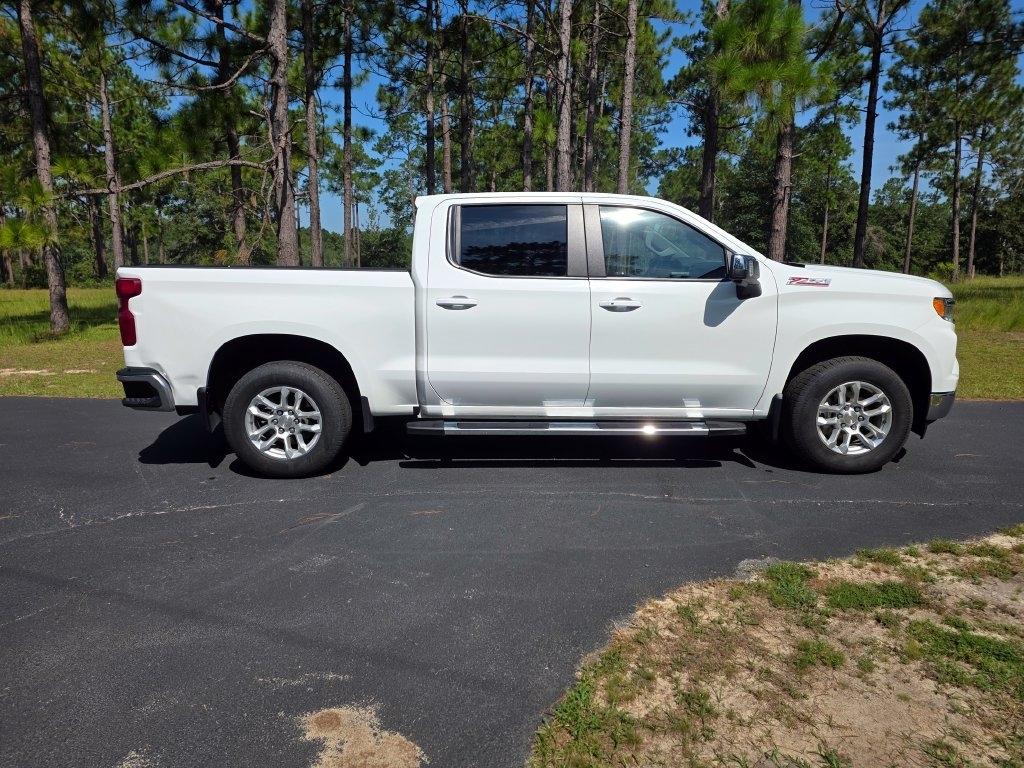 Chevrolet Silverado 1500 4WD Crew Cab 147" LT 2024