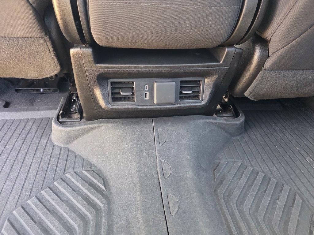 Chevrolet Silverado 1500 4WD Crew Cab 147" LT 2024