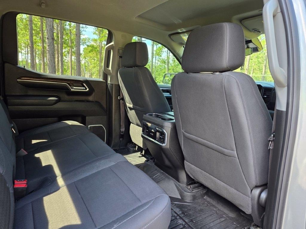GMC Sierra 1500 4WD Crew Cab 147" Elevation 2024