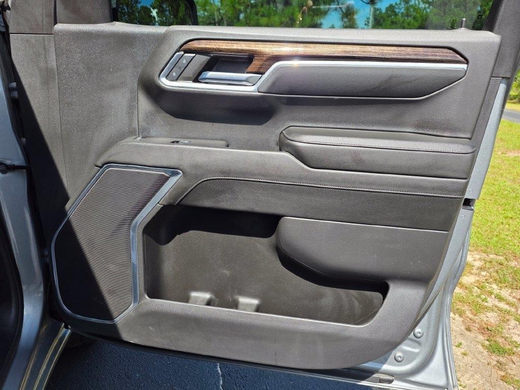 GMC Sierra 1500 4WD Crew Cab 147" Elevation 2024