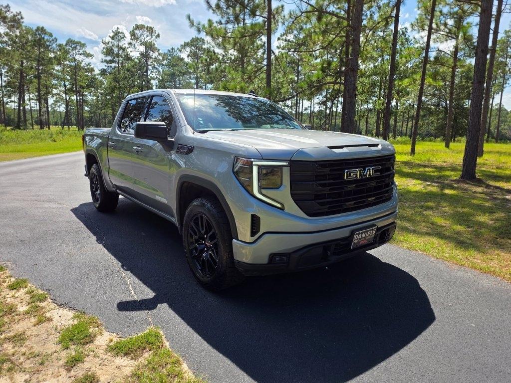 GMC Sierra 1500 4WD Crew Cab 147" Elevation 2024