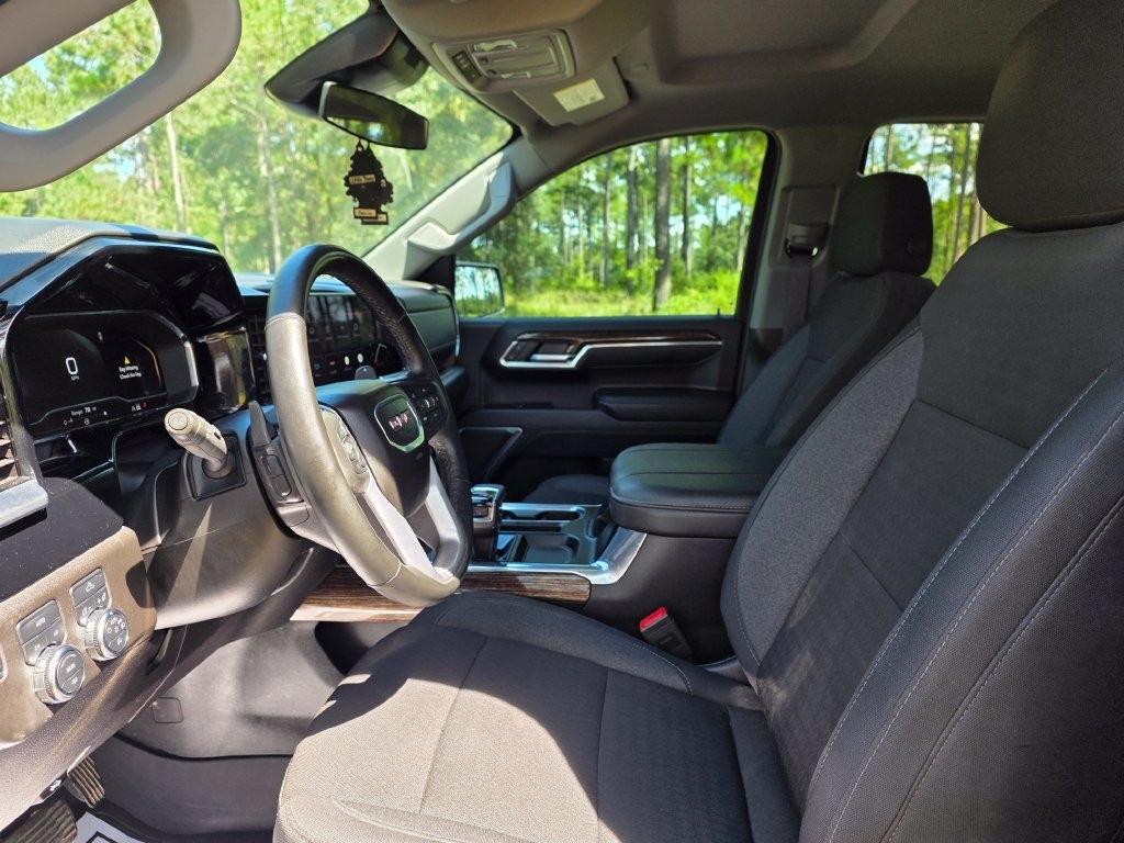 GMC Sierra 1500 4WD Crew Cab 147" Elevation 2024