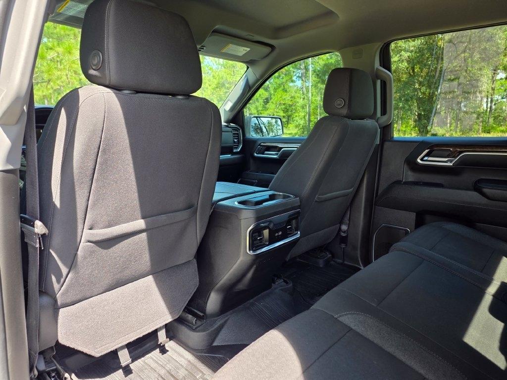 GMC Sierra 1500 4WD Crew Cab 147" Elevation 2024