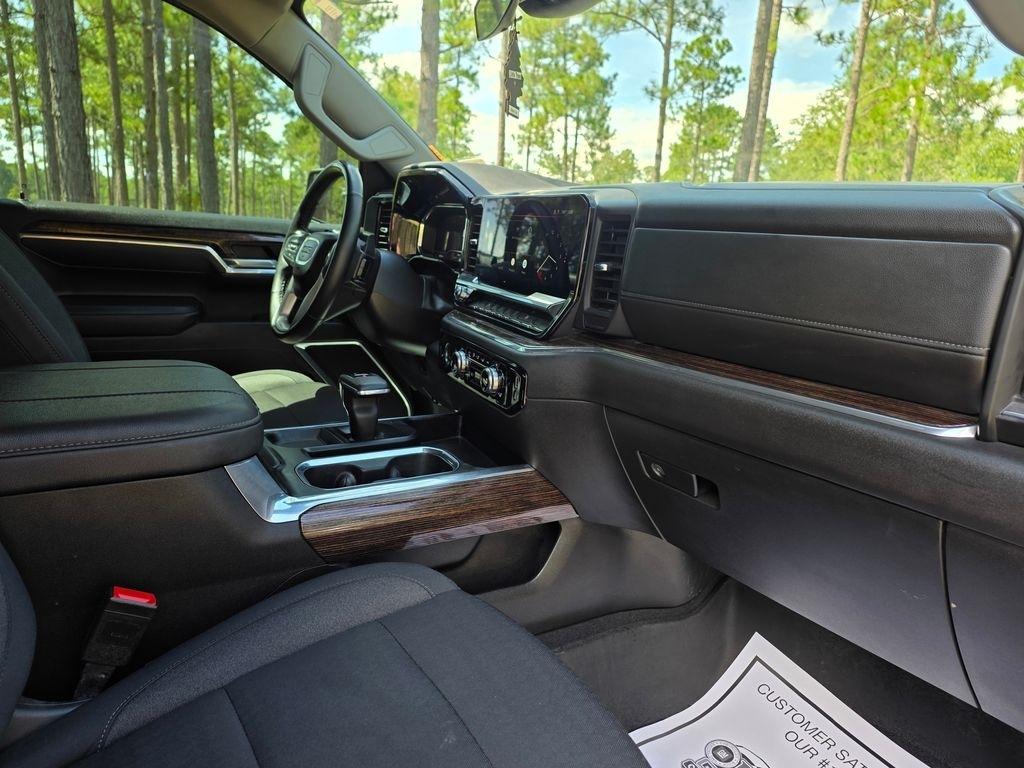 GMC Sierra 1500 4WD Crew Cab 147" Elevation 2024