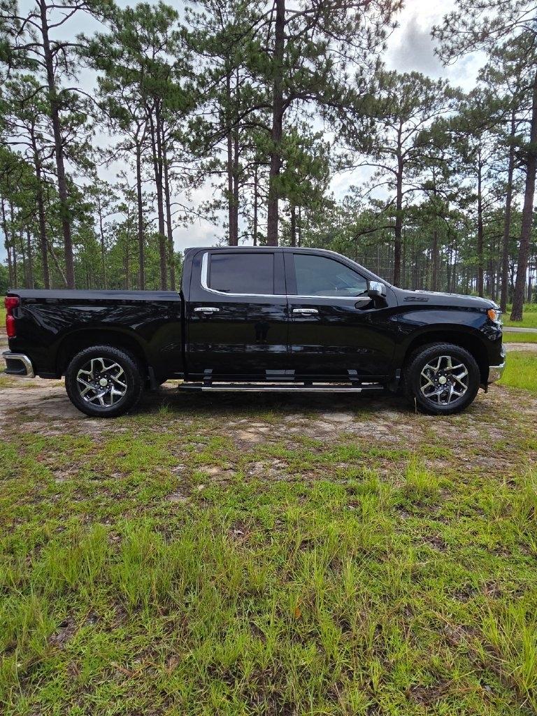 Chevrolet Silverado 1500 4WD Crew Cab 147" LTZ 2024