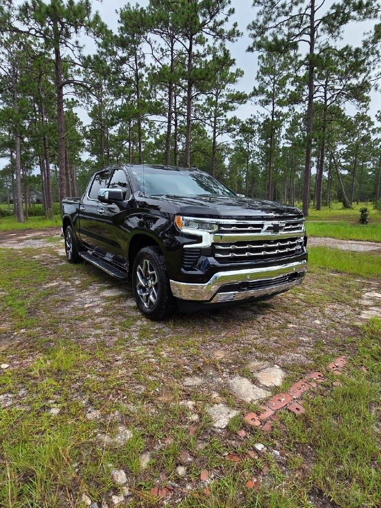 Chevrolet Silverado 1500 4WD Crew Cab 147" LTZ 2024