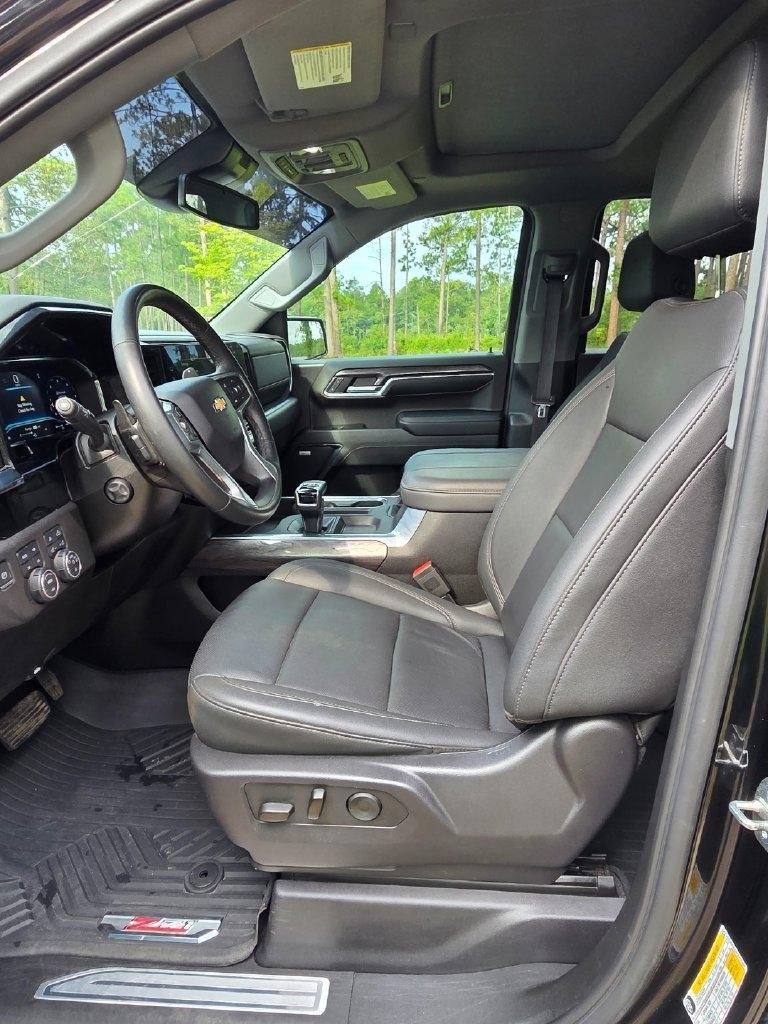 Chevrolet Silverado 1500 4WD Crew Cab 147" LTZ 2024
