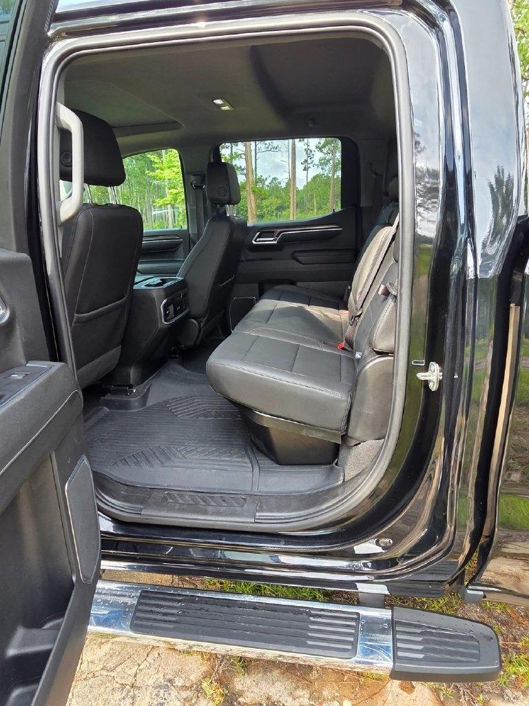 Chevrolet Silverado 1500 4WD Crew Cab 147" LTZ 2024