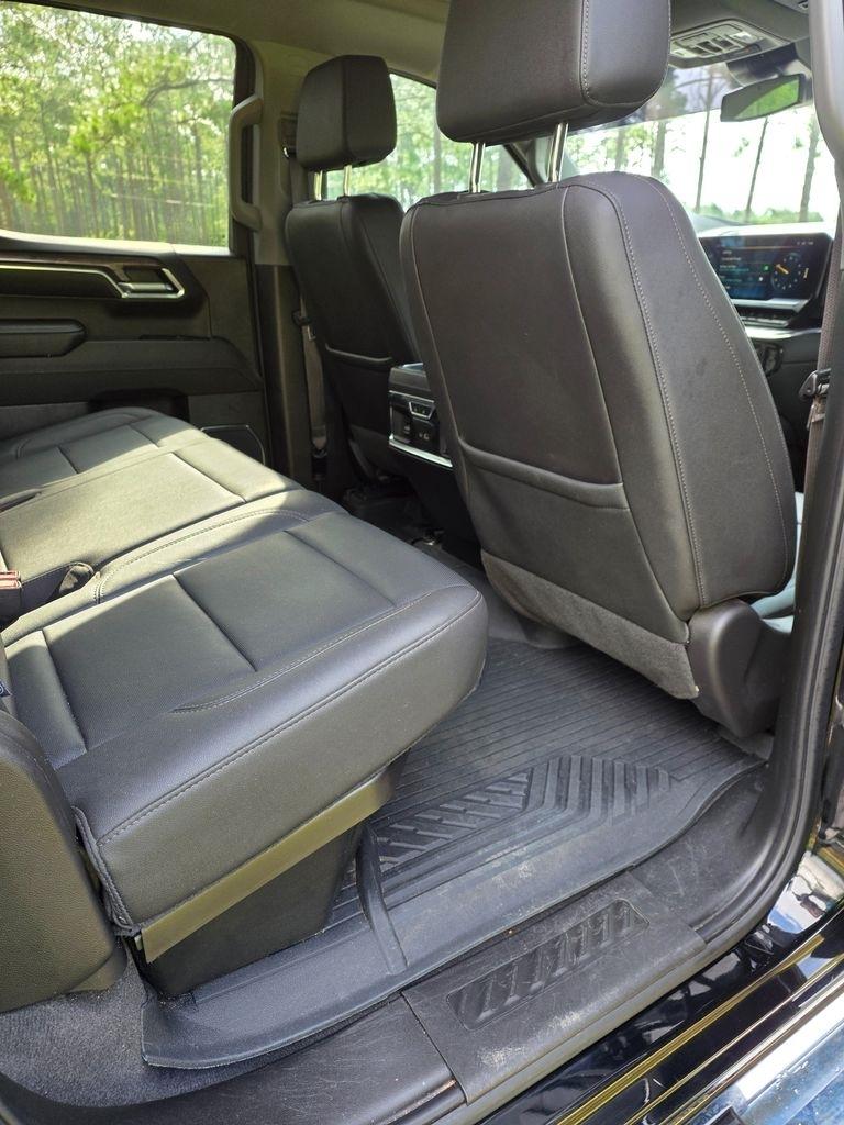 Chevrolet Silverado 1500 4WD Crew Cab 147" LTZ 2024