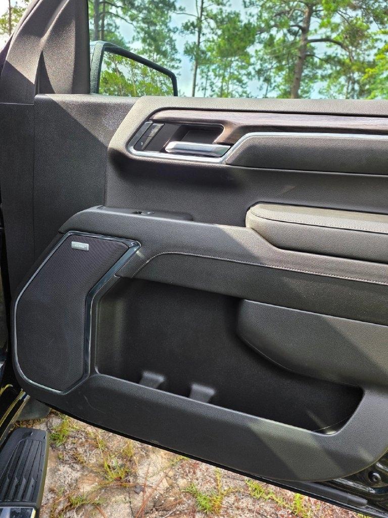Chevrolet Silverado 1500 4WD Crew Cab 147" LTZ 2024