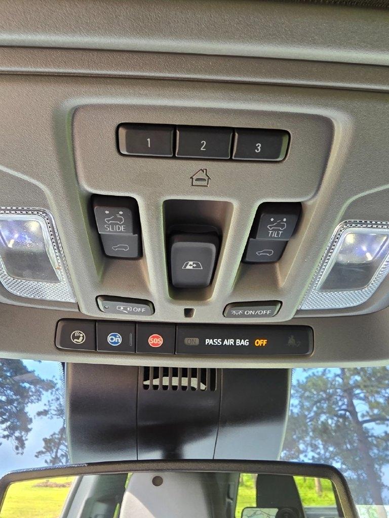 Chevrolet Silverado 1500 4WD Crew Cab 147" LTZ 2024