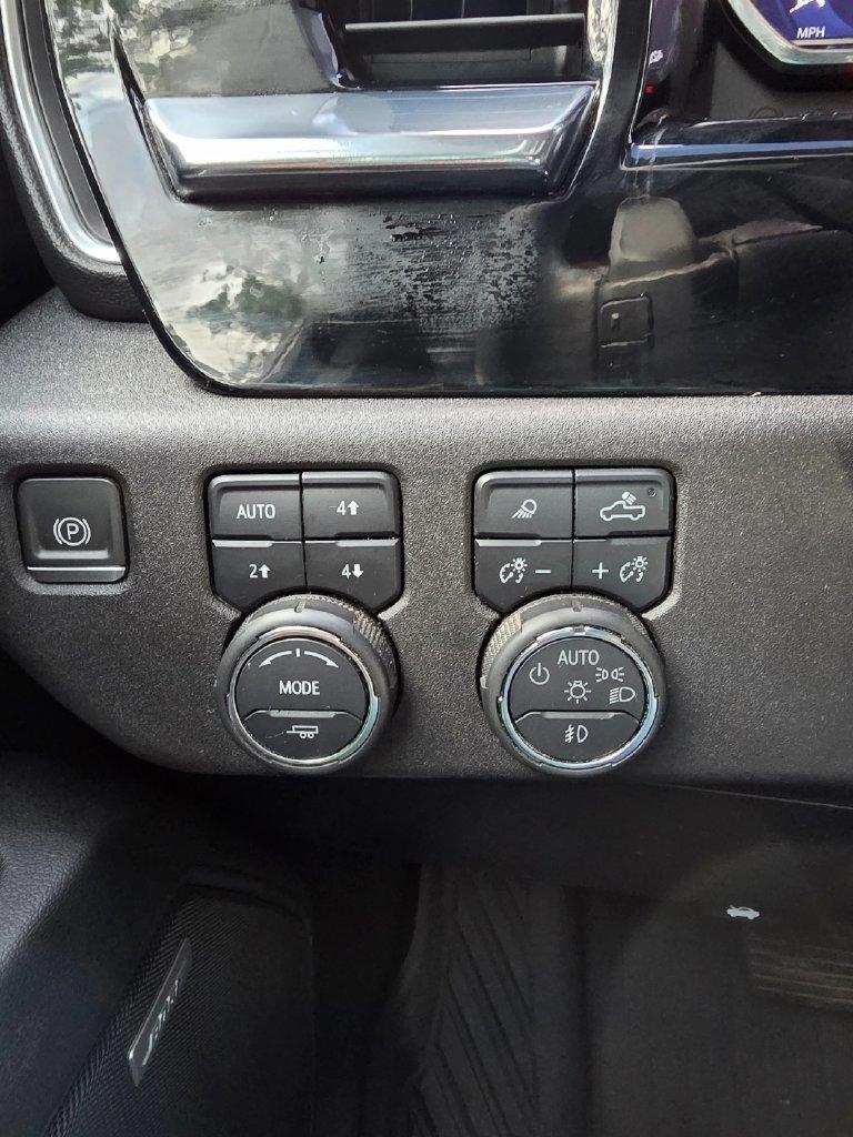 Chevrolet Silverado 1500 4WD Crew Cab 147" LTZ 2024