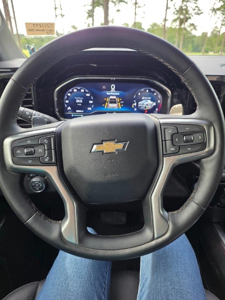 Chevrolet Silverado 1500 4WD Crew Cab 147" LTZ 2024