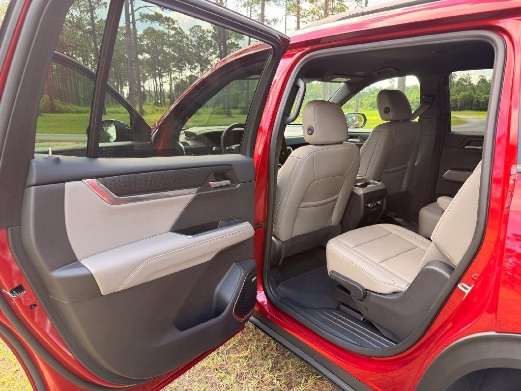 GMC Acadia FWD 4dr Elevation 2026