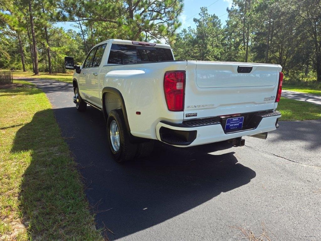 Chevrolet Silverado 3500HD 4WD Crew Cab 172" High Country 2022
