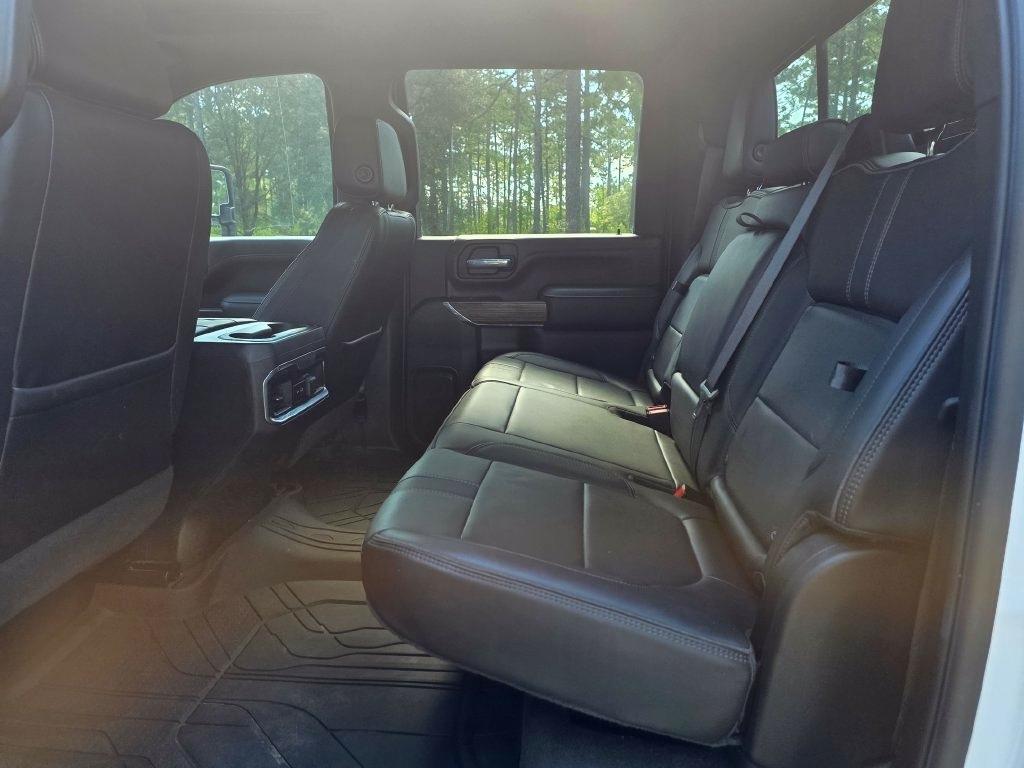 Chevrolet Silverado 3500HD 4WD Crew Cab 172" High Country 2022