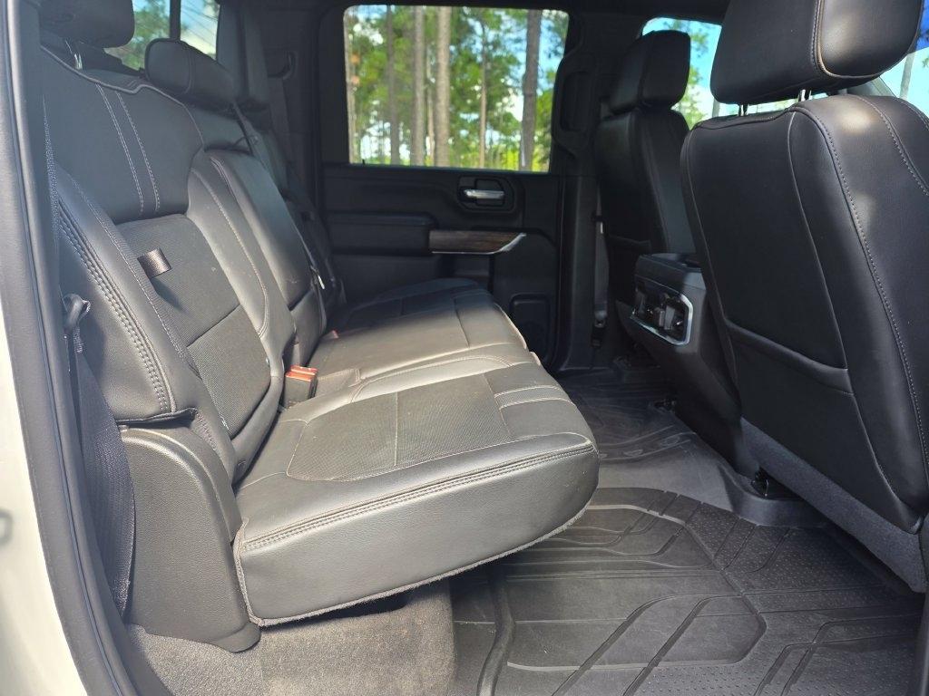 Chevrolet Silverado 3500HD 4WD Crew Cab 172" High Country 2022