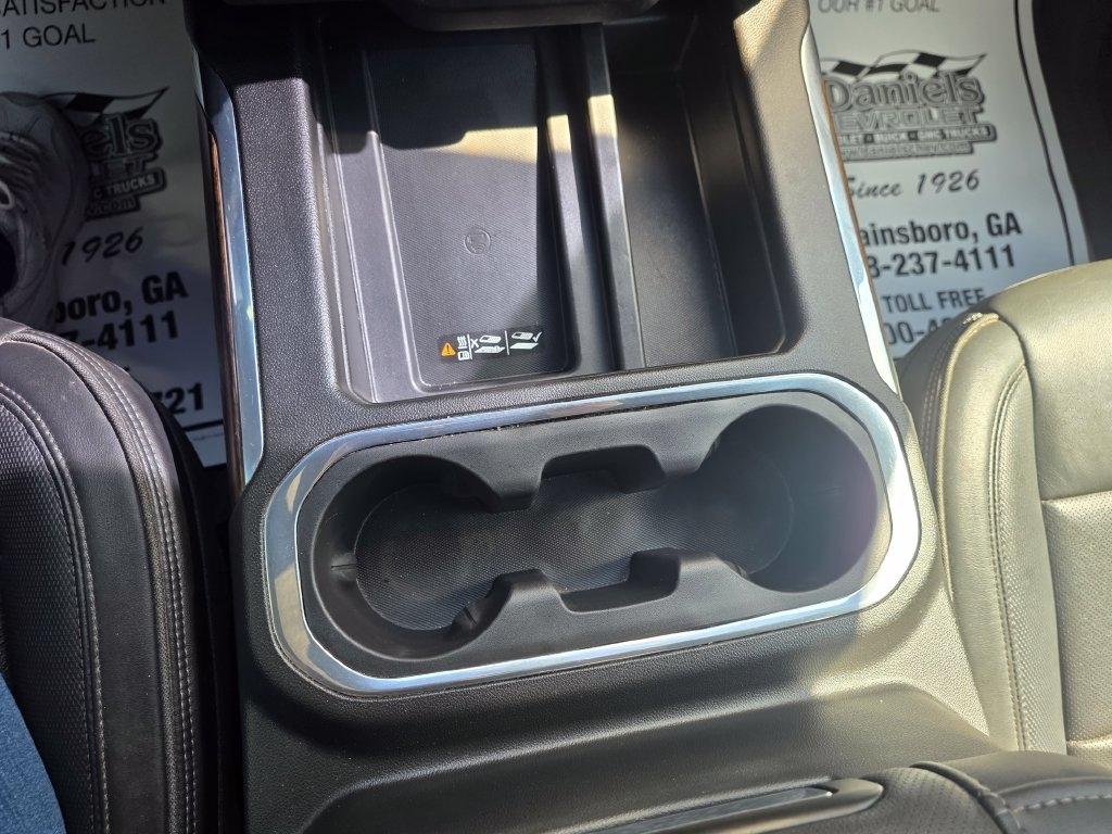 Chevrolet Silverado 3500HD 4WD Crew Cab 172" High Country 2022