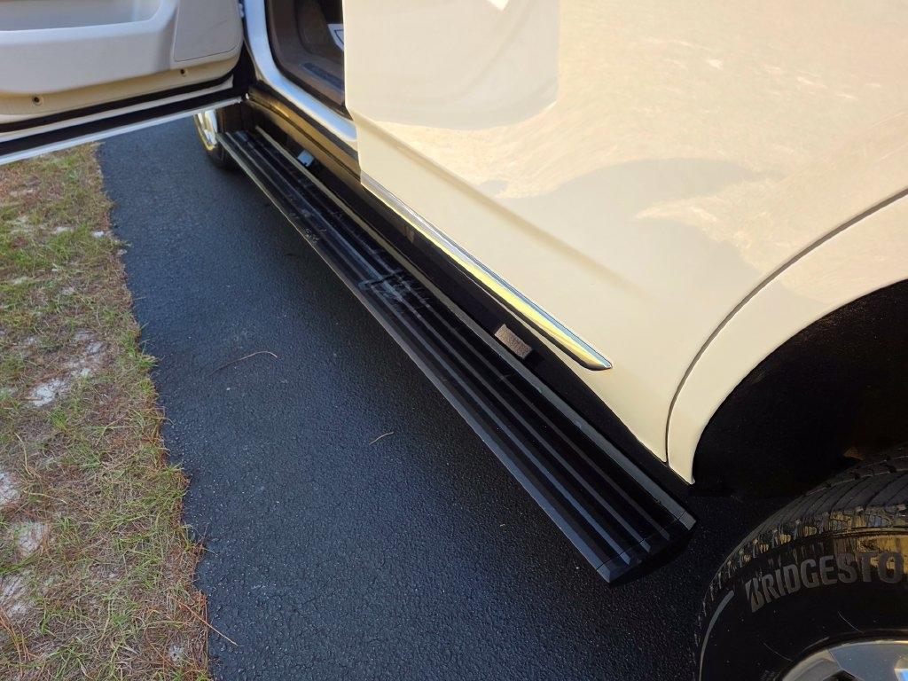 GMC Yukon 2WD 4dr Denali 2022