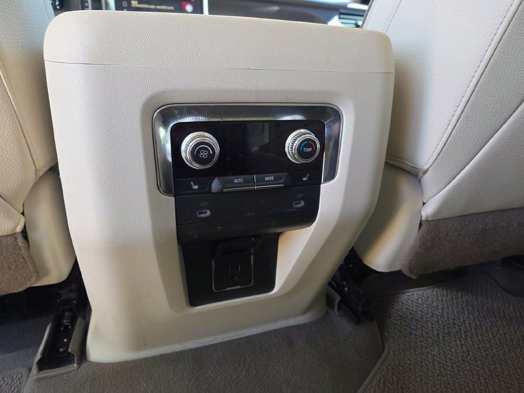 GMC Yukon 2WD 4dr Denali 2022