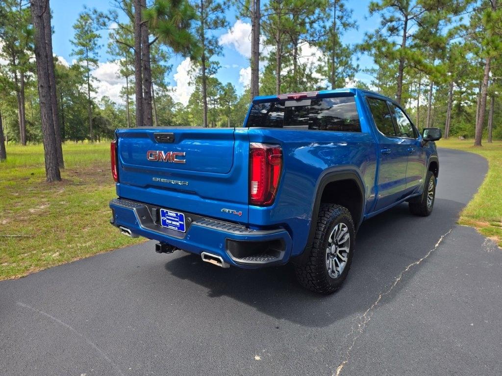 GMC Sierra 1500 4WD Crew Cab 147" AT4 2022