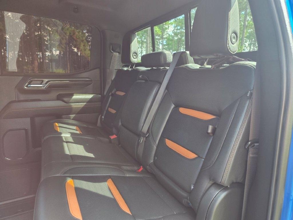 GMC Sierra 1500 4WD Crew Cab 147" AT4 2022