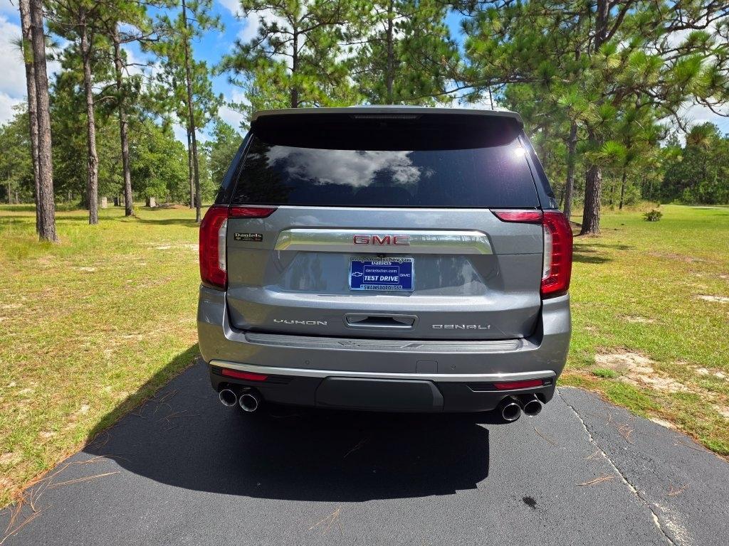 GMC Yukon 4WD 4dr Denali 2022
