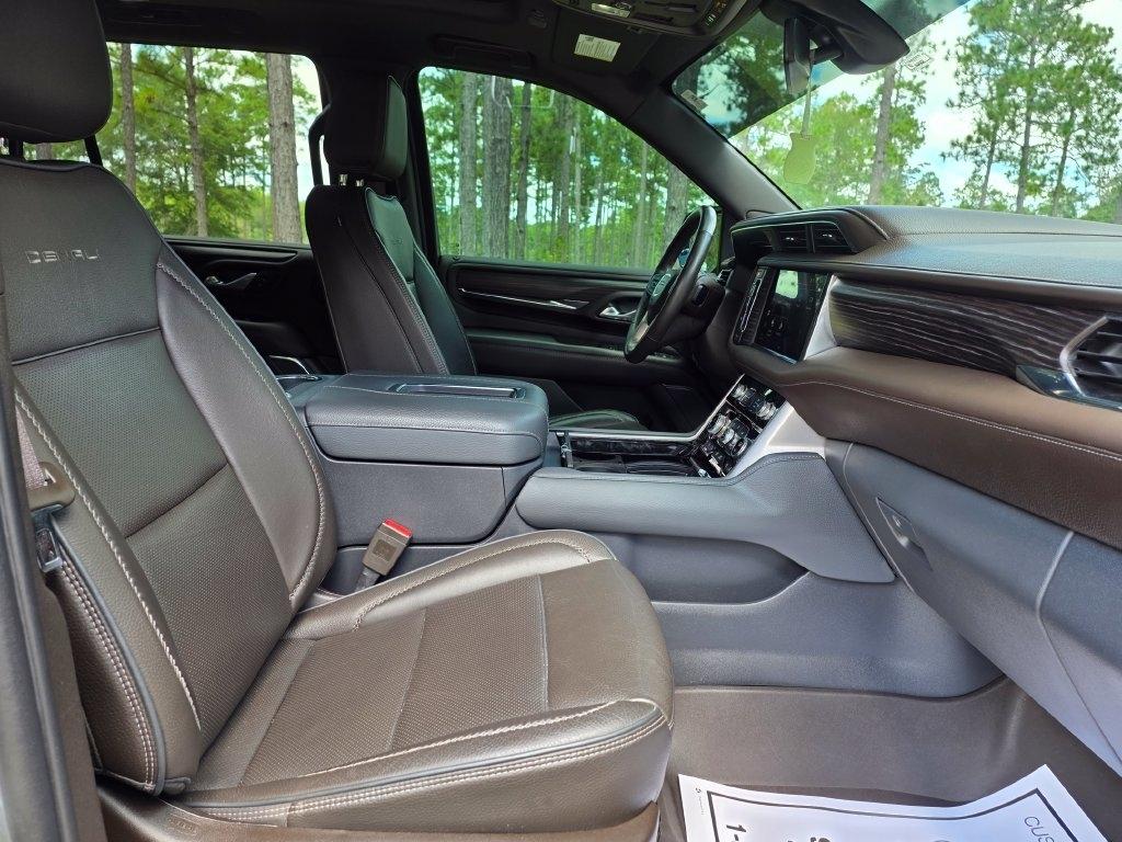 GMC Yukon 4WD 4dr Denali 2022