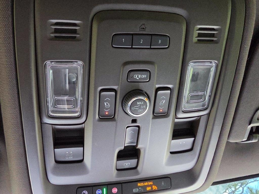 GMC Yukon 4WD 4dr Denali 2022