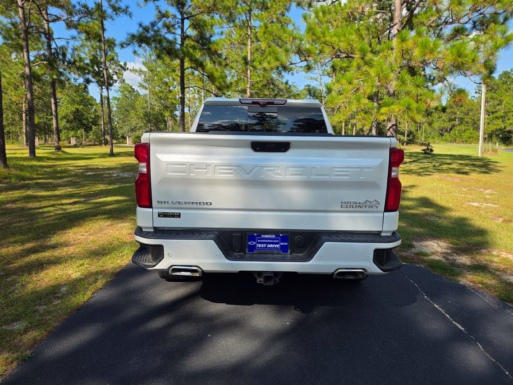 Chevrolet Silverado 1500 4WD Crew Cab 147" High Country 2021